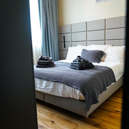 Hotel Mezza Notte ロンセ エクステリア 写真