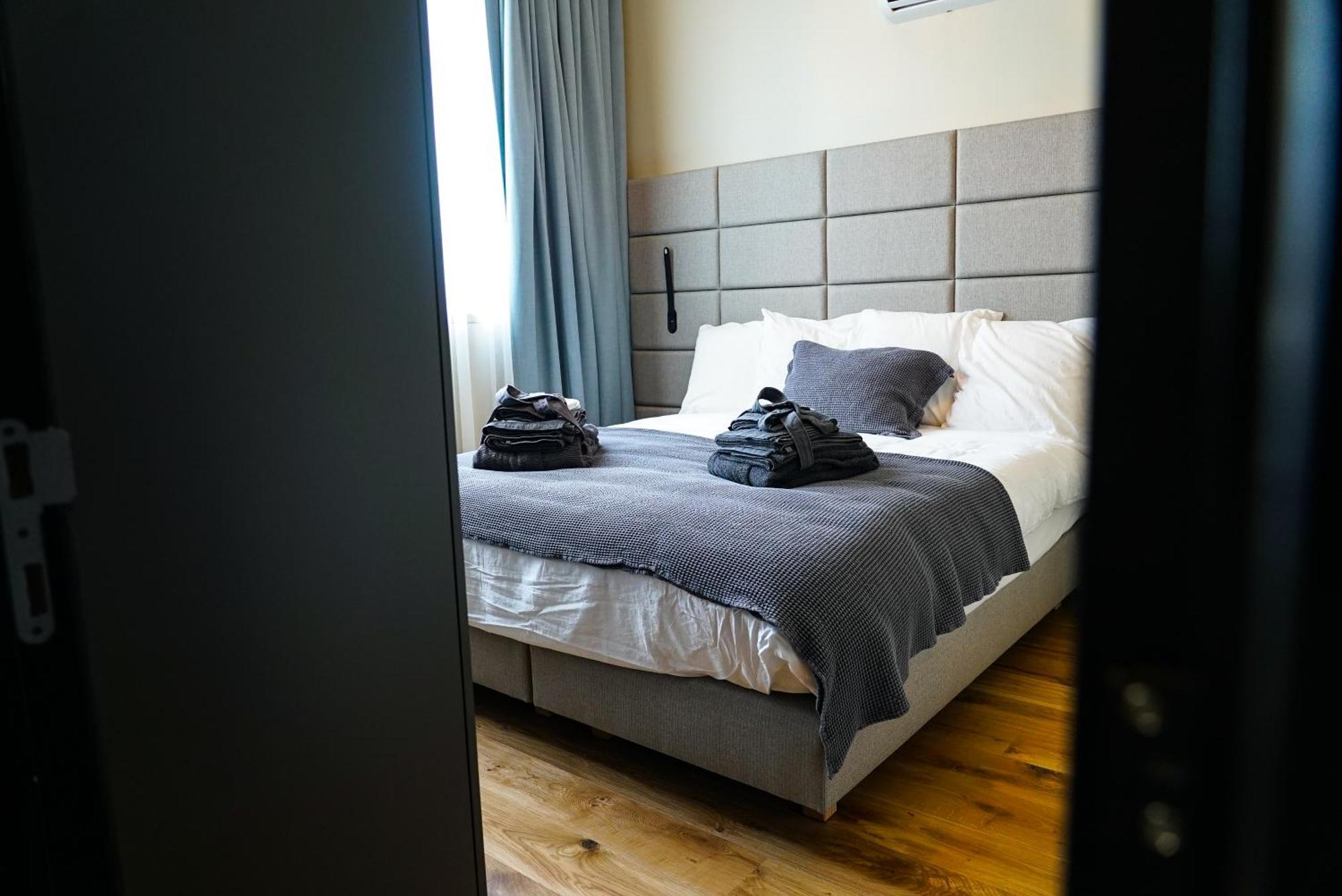 Hotel Mezza Notte ロンセ エクステリア 写真