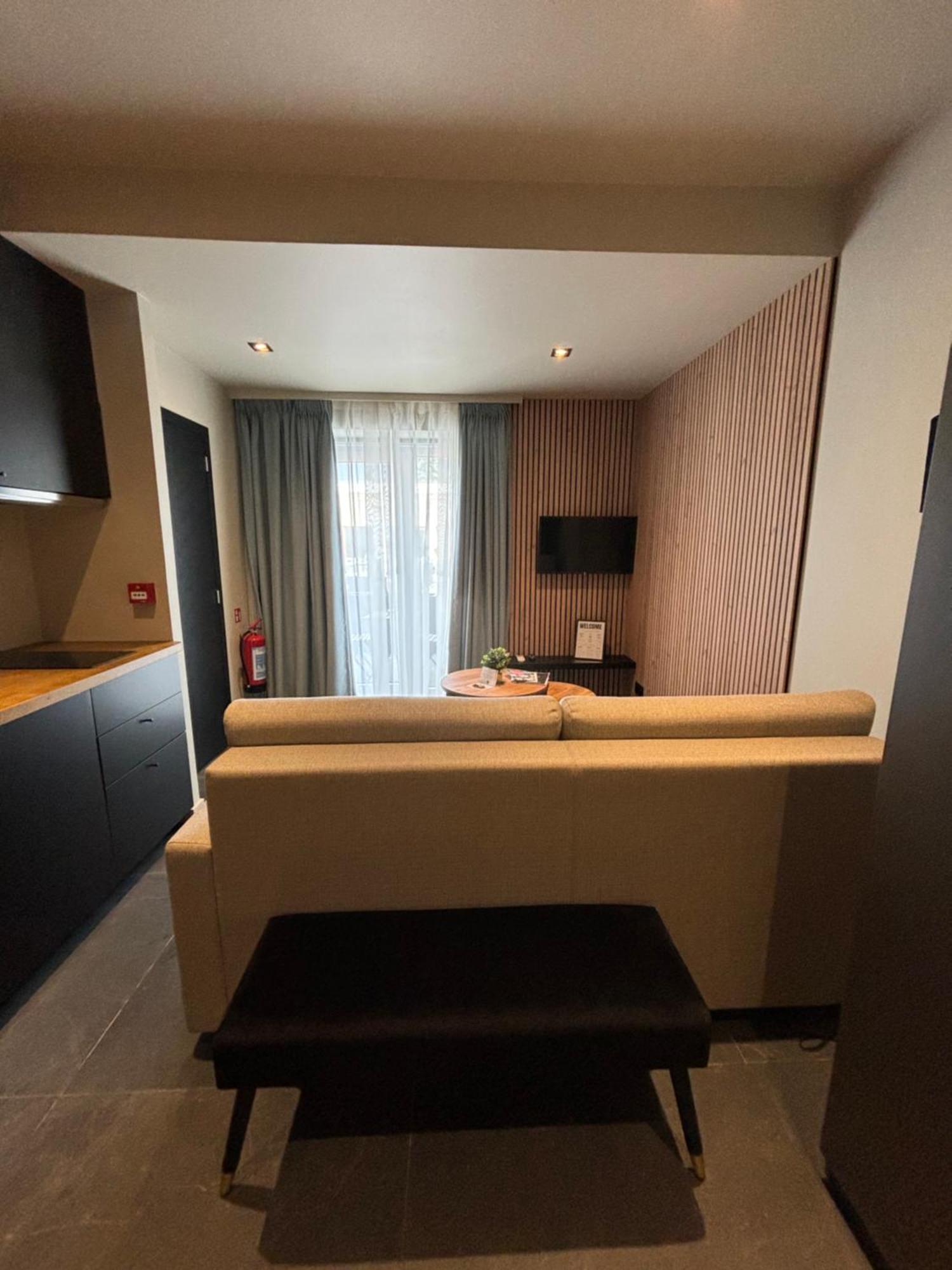 Hotel Mezza Notte ロンセ エクステリア 写真